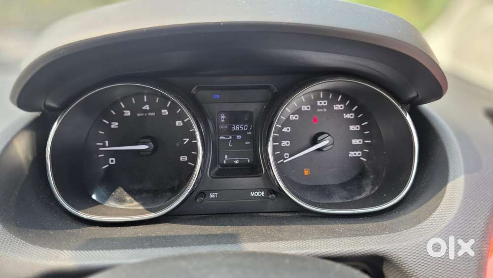 Tata Tiago 1.2 Revotron Xz, 2018, Petrol
