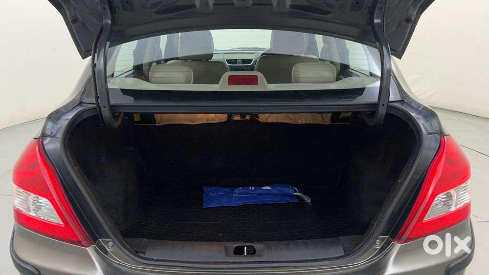 Maruti Suzuki Swift Dzire 1.2 Zxi, 2016, Petrol