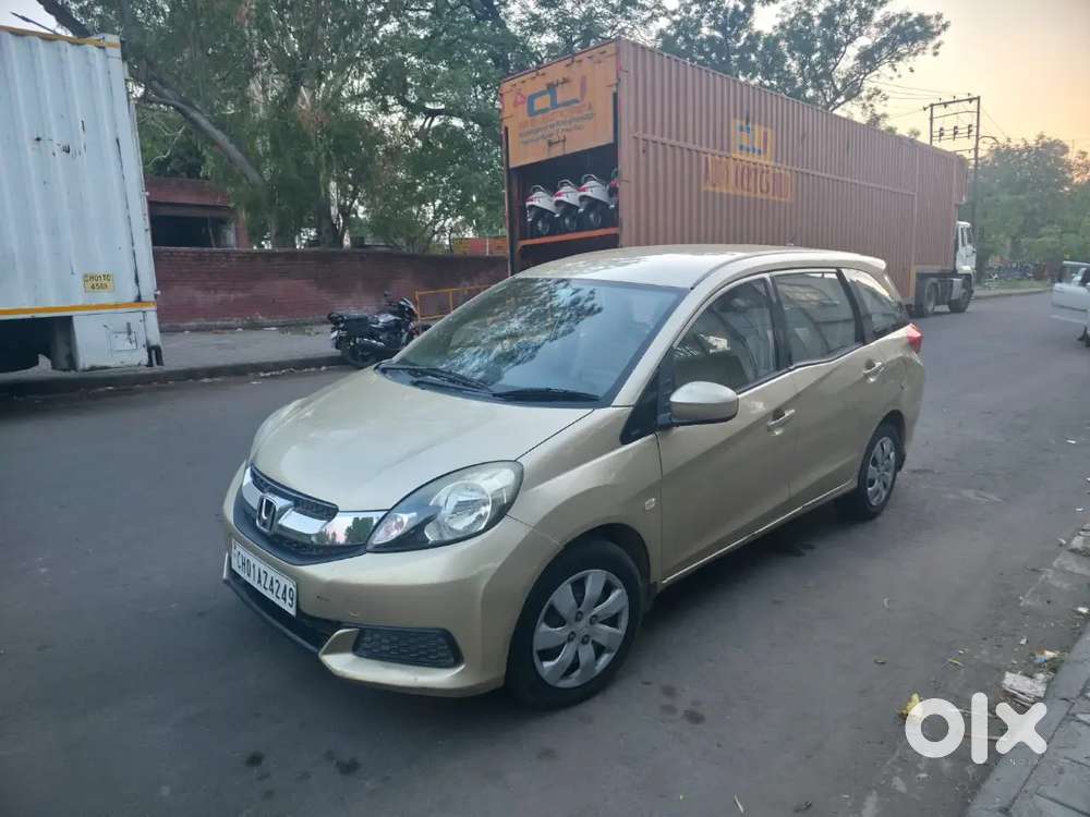 Honda Mobilio 1.5 2014