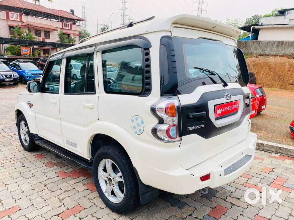 Mahindra Scorpio Classic 2.2 S Mt 7 Str, 2015, Diesel