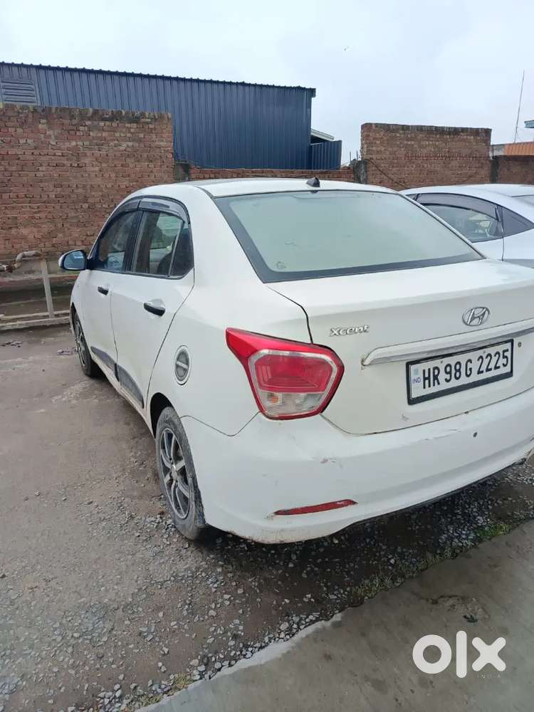 Hyundai Xcent 2016 Cng & Hybrids 95000 Km Driven