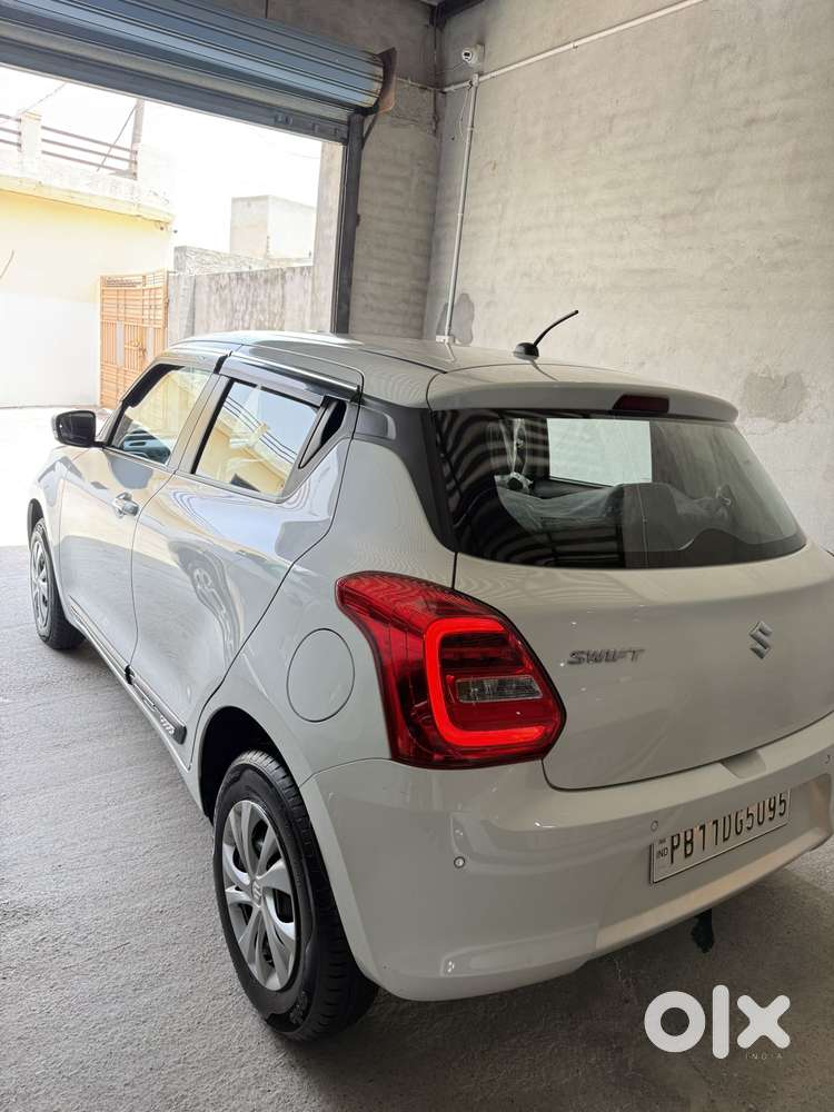 Maruti Suzuki Swift Vxi Optional, 2024, Petrol