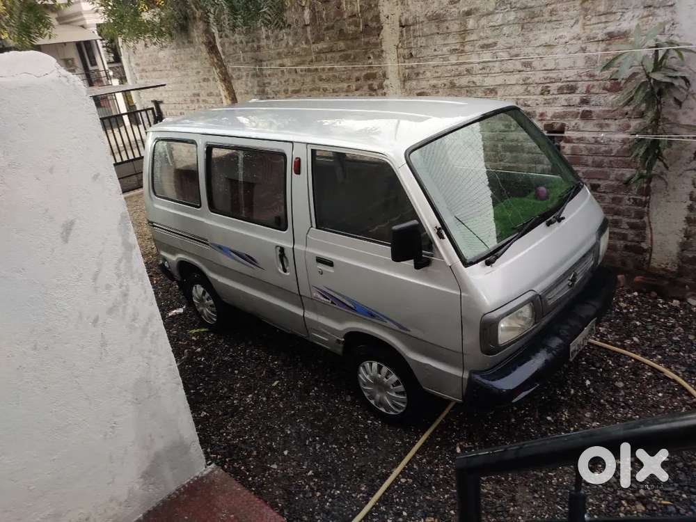 Omni 2011 Ka Model Hai