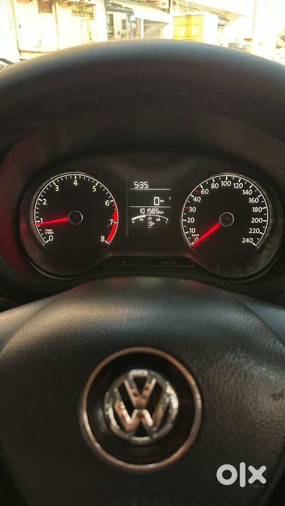Volkswagen Ameo Petrol 2016