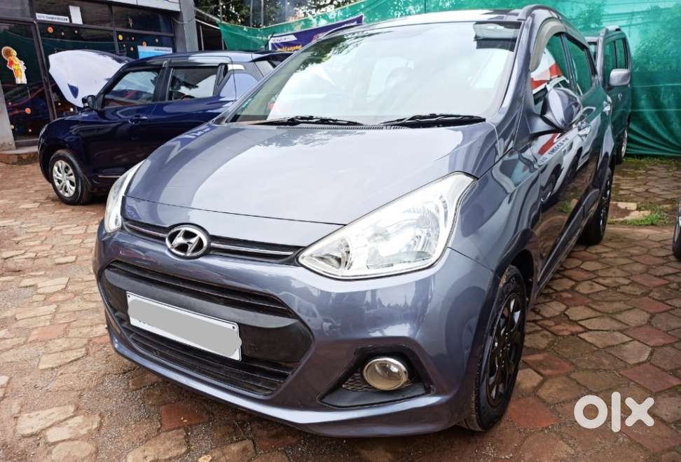 Hyundai I10 Sportz, 2014, Petrol