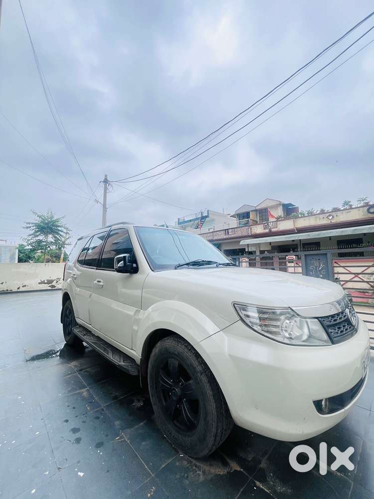 Tata Safari Storme 2015 Manual Diesel With Offroading Kit 4 Brand New