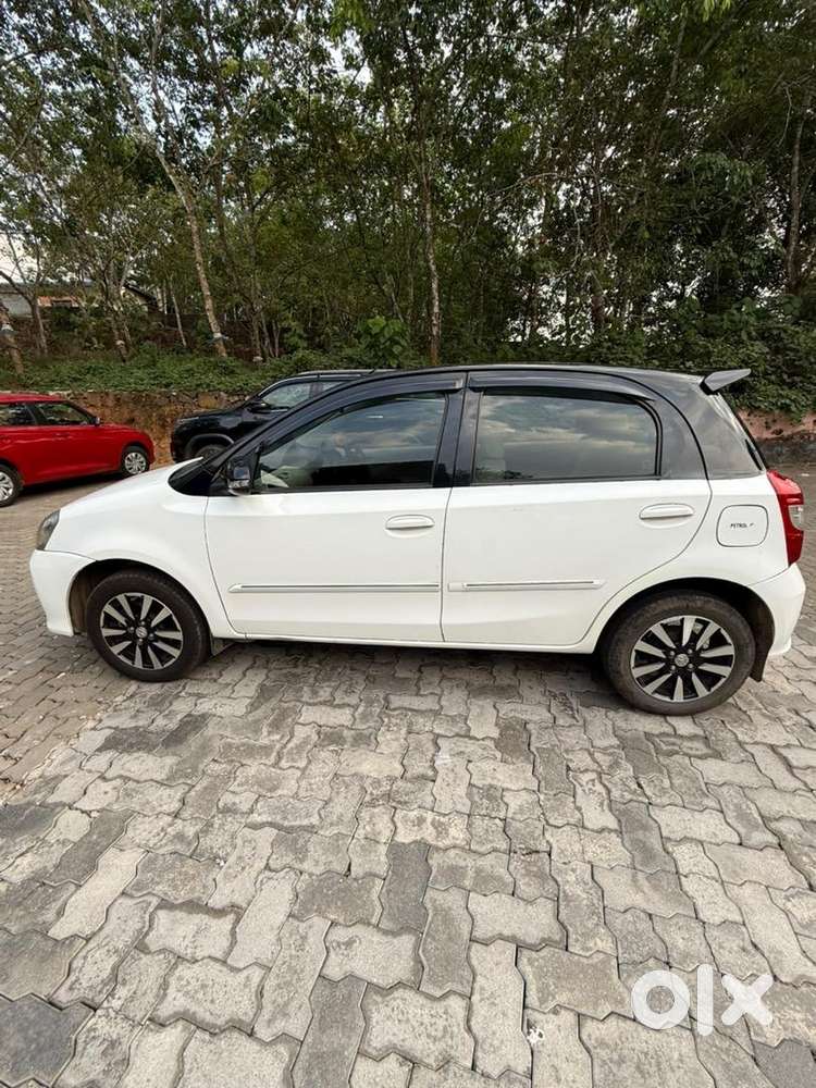 Toyota Etios Liva 2018 Petrol 76000 Km Driven