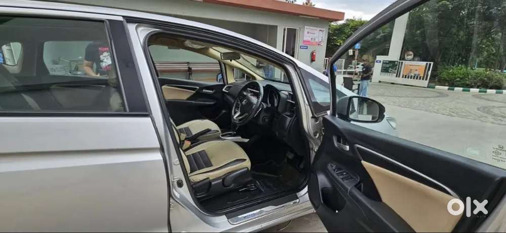 Honda Jazz V 2016 Automatic