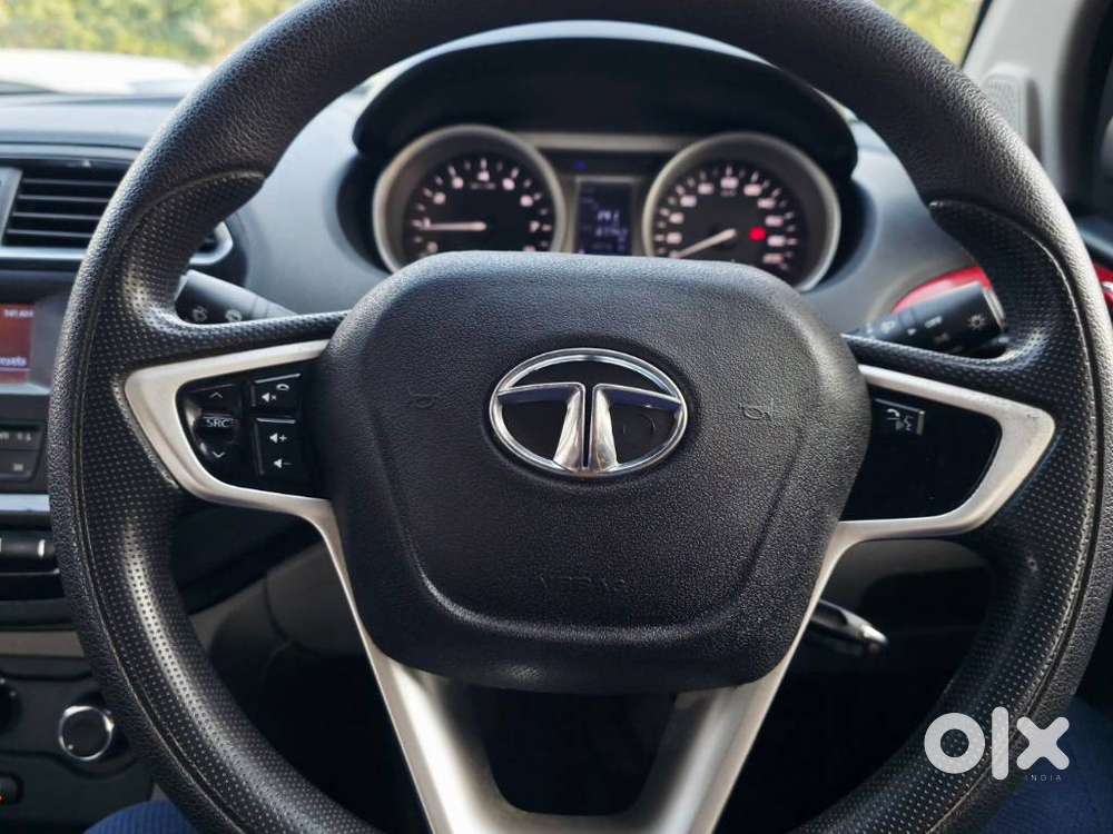 Tata Tiago 1.2 Revotron Xz Plus, 2017, Petrol