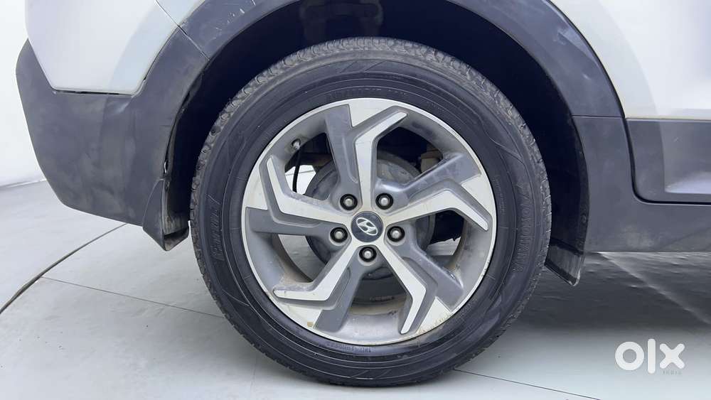Hyundai Creta 1.6 Sx Plus Petrol At, 2019, Petrol