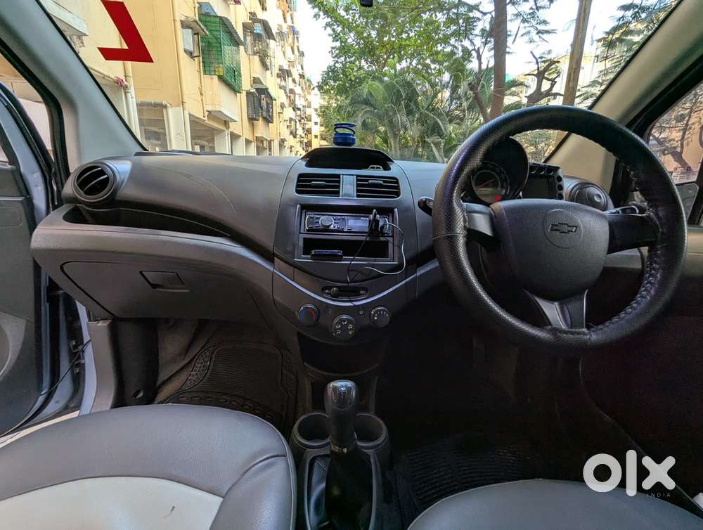 Chevrolet Beat Petrol 2010