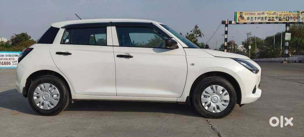 Maruti Suzuki Swift Lxi Optional-o, 2026, Petrol