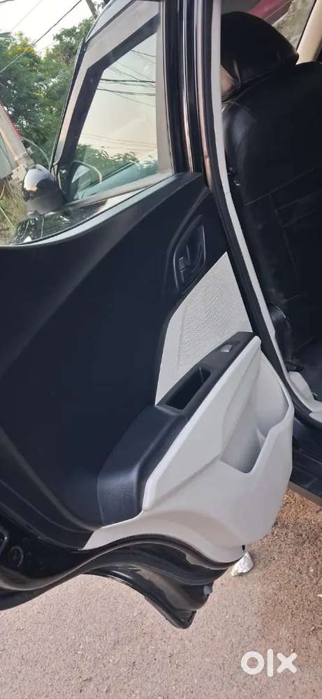 Mahindra Xuv300 W8 Petrol 2020