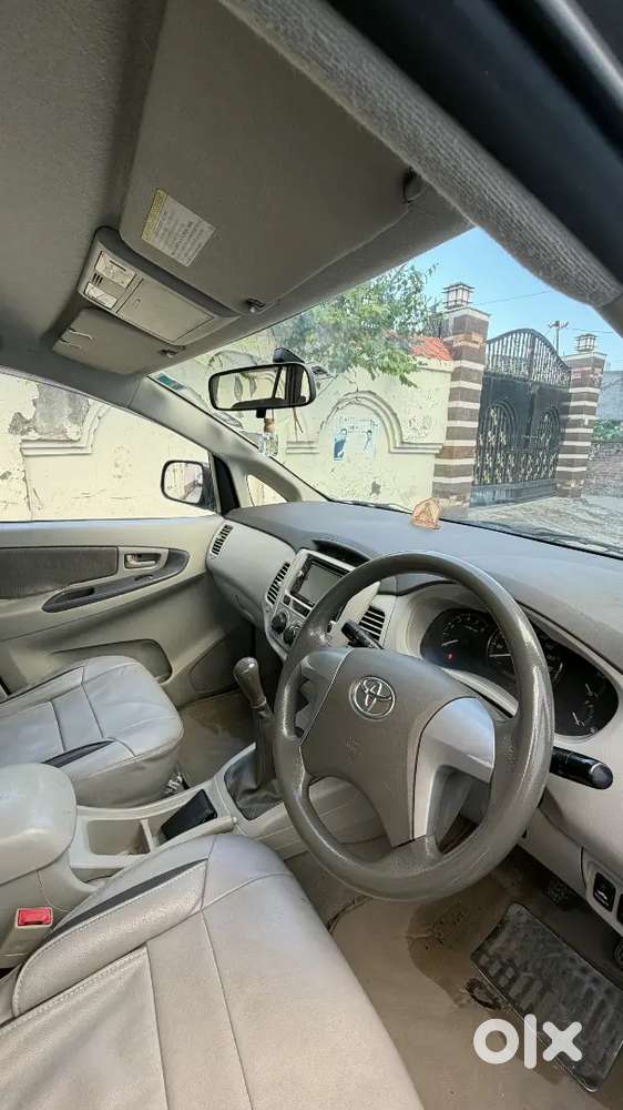Toyota Innova 2013 Gx Diesel Grey 8 Seater