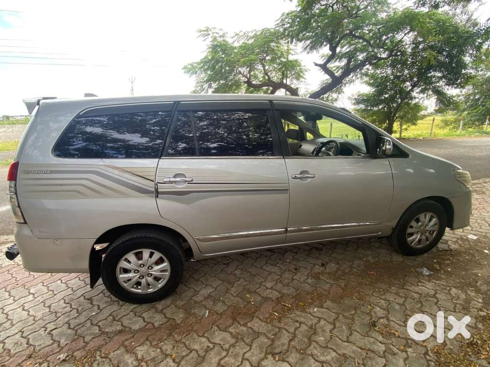 Toyota Innova Diesel 2011