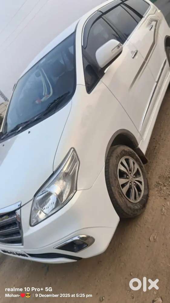 Toyota Innova 2015 Diesel 275000 Km Driven Well Maintained Chilled Ac