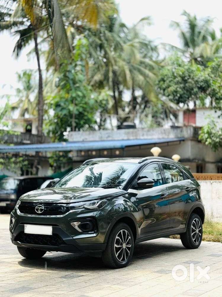 Tata Nexon 1.2 Revotron Xm (s), 2021, Petrol