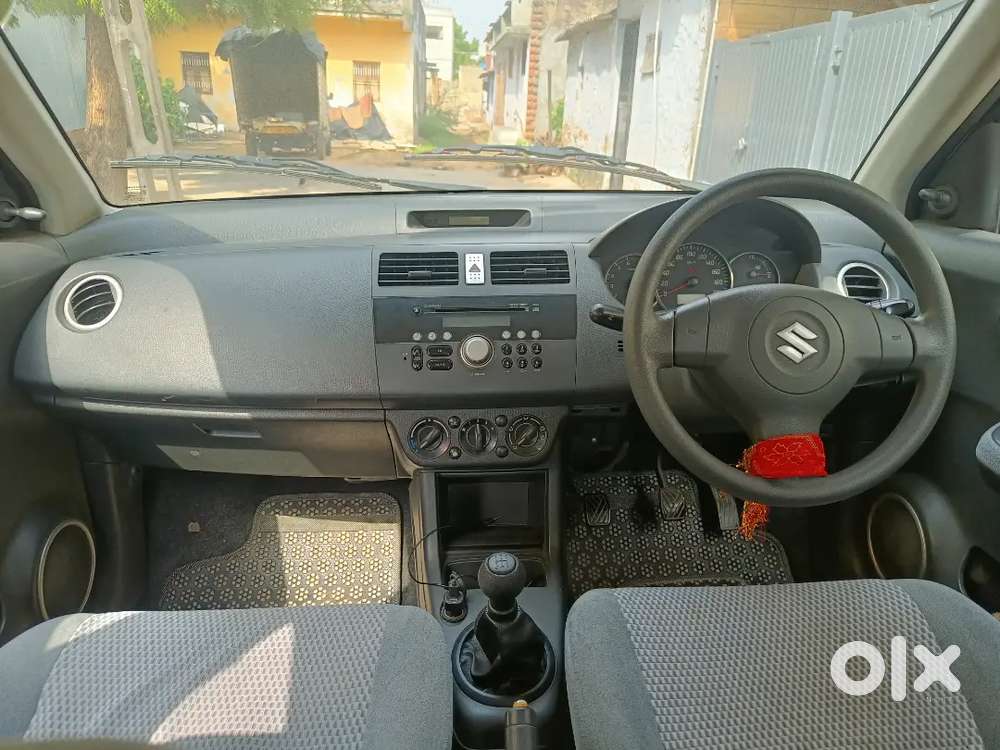 Maruti Suzuki Dzire 2011 Vxi Petrol