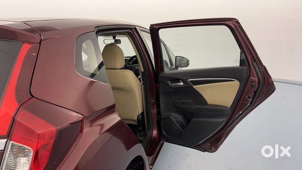 Honda Jazz [2020-2023] 1.2 V I-vtec Mt, 2017, Petrol