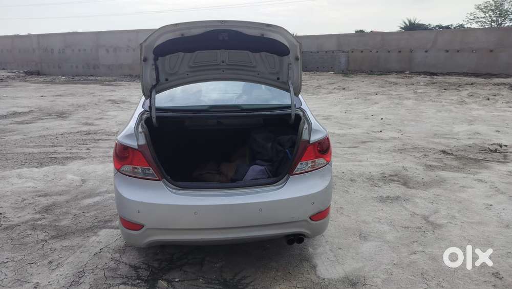Hyundai Verna 1.6 Sx Crdi (o), 2013