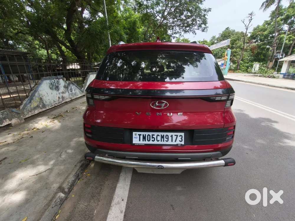 Hyundai Venue 1.2 S 2023 Petrol Manual