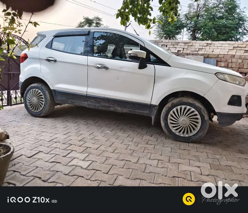 Ford Ecosport 2015 Diesel Car 29 Kmpl Mileage
