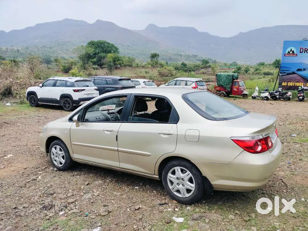 Honda City Zx 2006 Cng & Hybrids Good Condition