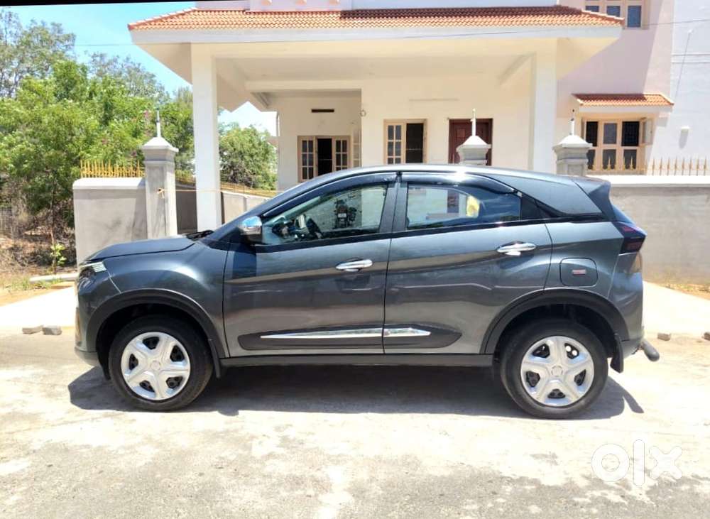 Tata Nexon 1.5 Revotorq Xt, 2024, Petrol