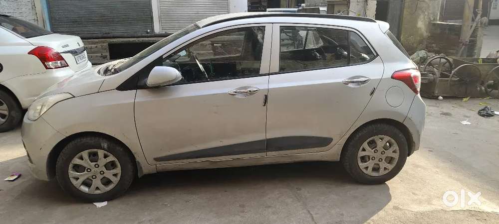 Hyundai Grand I10 Sportz 2015