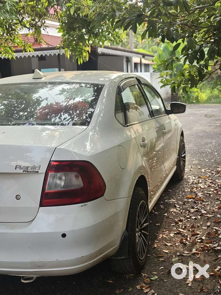 Skoda Rapid 2013 Diesel Urgent Sale Well Maintained