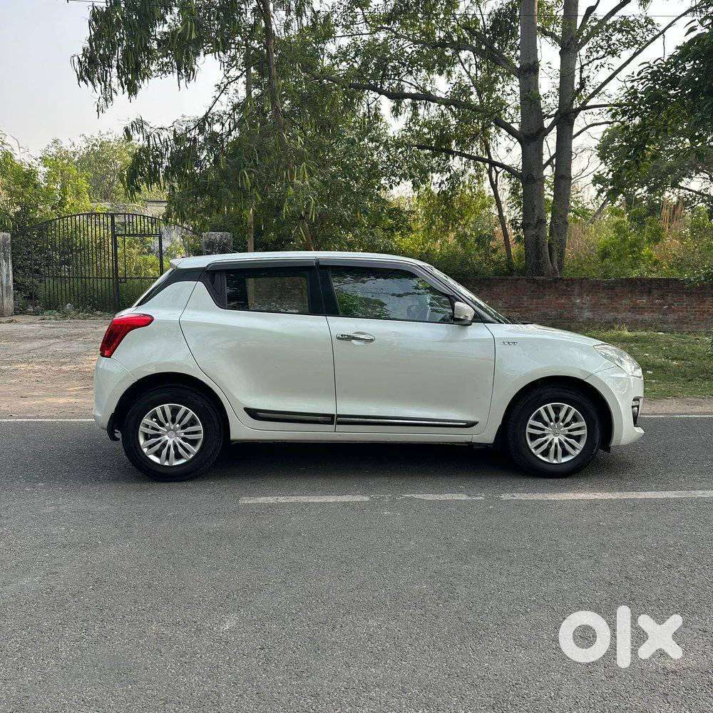 Maruti Suzuki Swift Vxi + Manual, 2018, Petrol