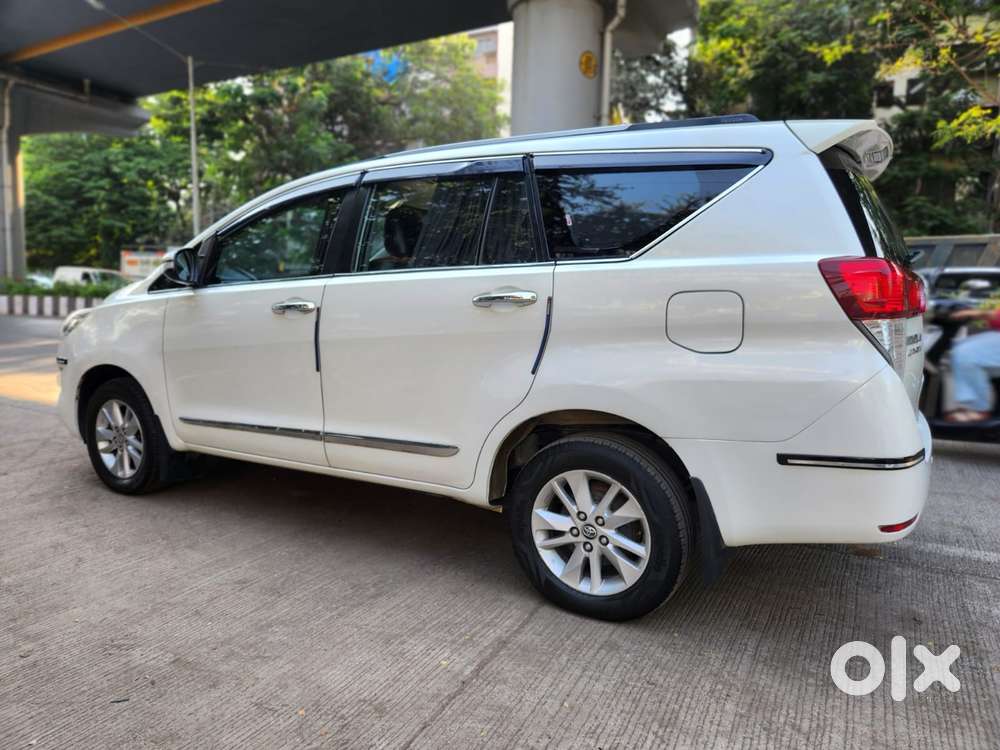 Toyota Innova Crysta 2.4 V, 2017, Diesel