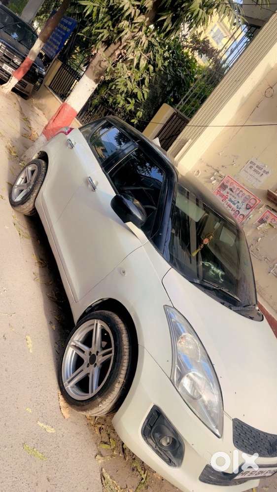 Maruti Swift Hybrid 2017