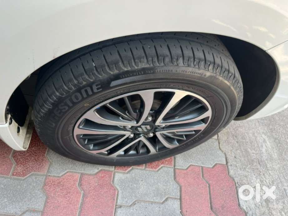 Maruti Suzuki Ertiga Zxi Plus At Shvs, 2022, Petrol