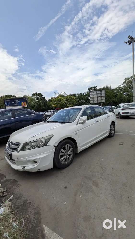 Accord Car Ok Hai Koi Kaam Nahi H Kcar Mein
