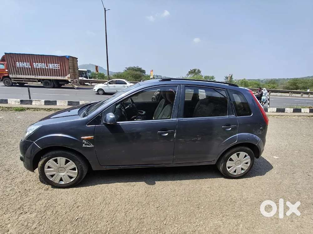 Ford Figo Diesel Zxi 2011