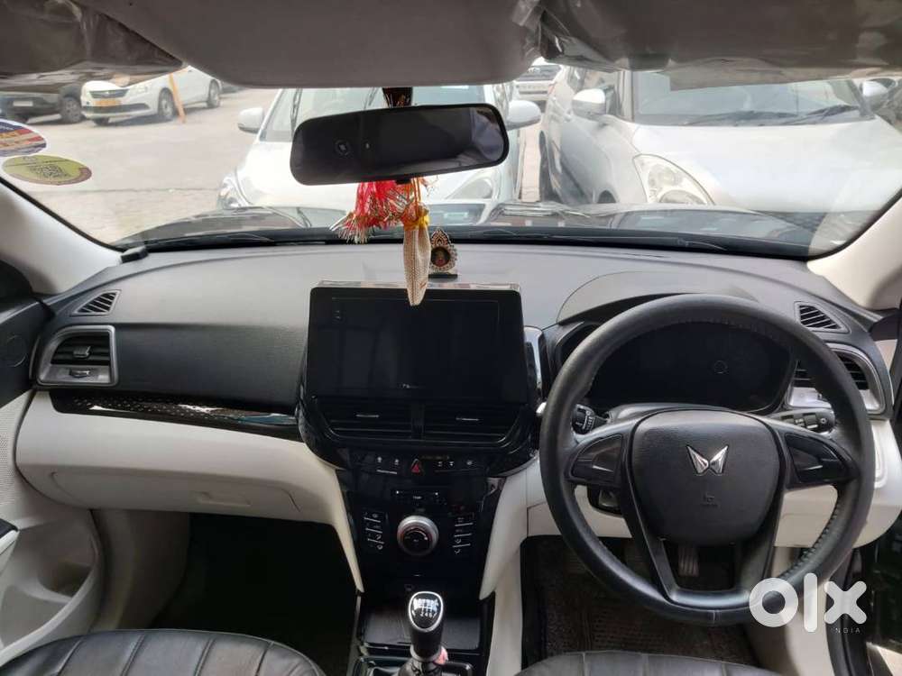 Mahindra Xuv 3xo Black In Excellent Condition