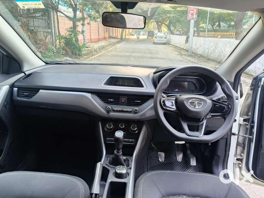 Tata Nexon 1.5 Revotorq Xm (s), 2022, Diesel