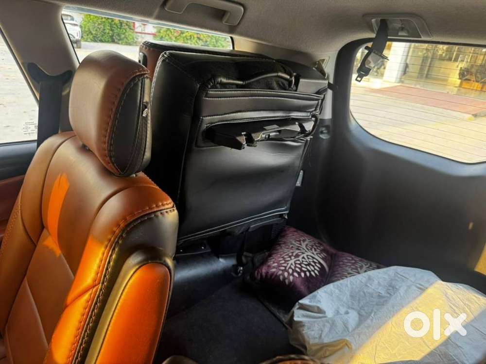 2018 Innova Crysta Model V Manual Transmission With Vip Number 0222
