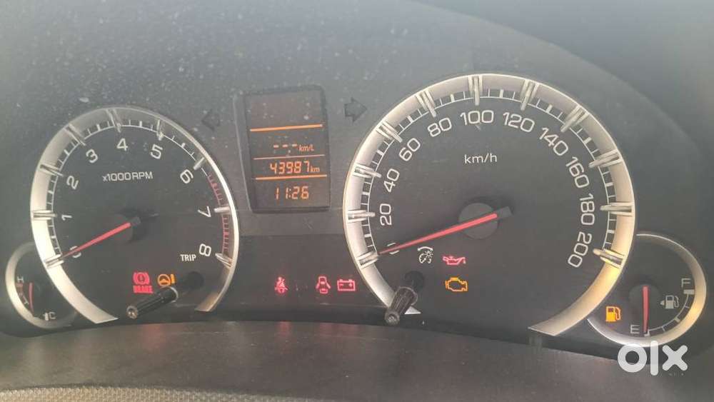 Maruti Suzuki Swift Vxi 1.2 Abs Bs-iv, 2017, Petrol