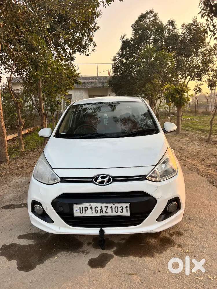 Hyundai Grand I10 2015 Diesel 80000 Km Driven
