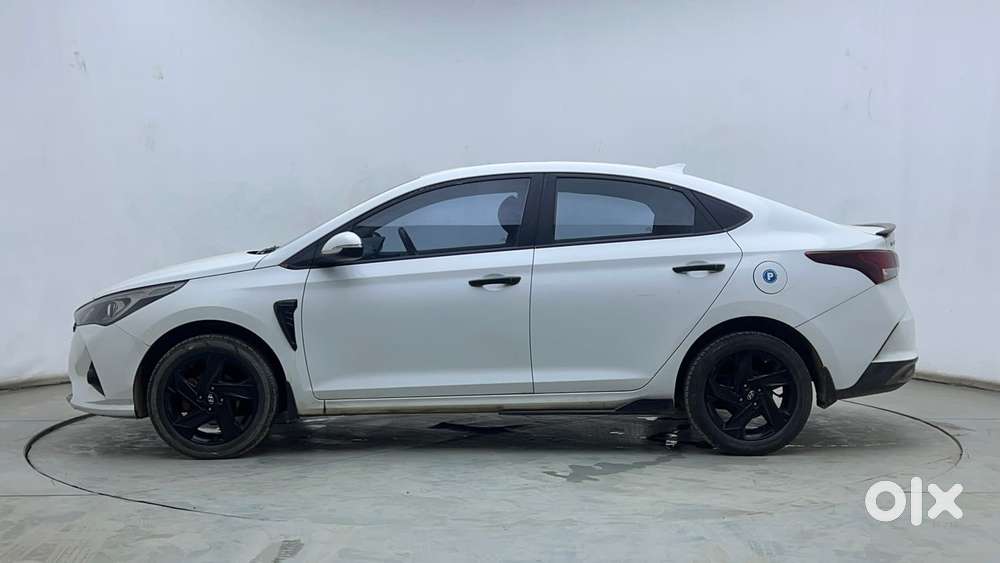 Hyundai Verna 1.5 Sx Vtvt Ivt, 2021, Petrol