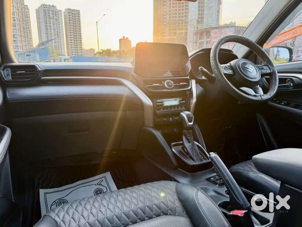 Maruti Suzuki Grand Vitara 1.5 Alpha Plus Intelligent Hybrid Ecvt, 2..