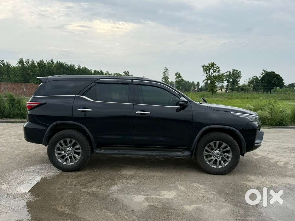 Toyota Fortuner 2022 Diesel Automatic