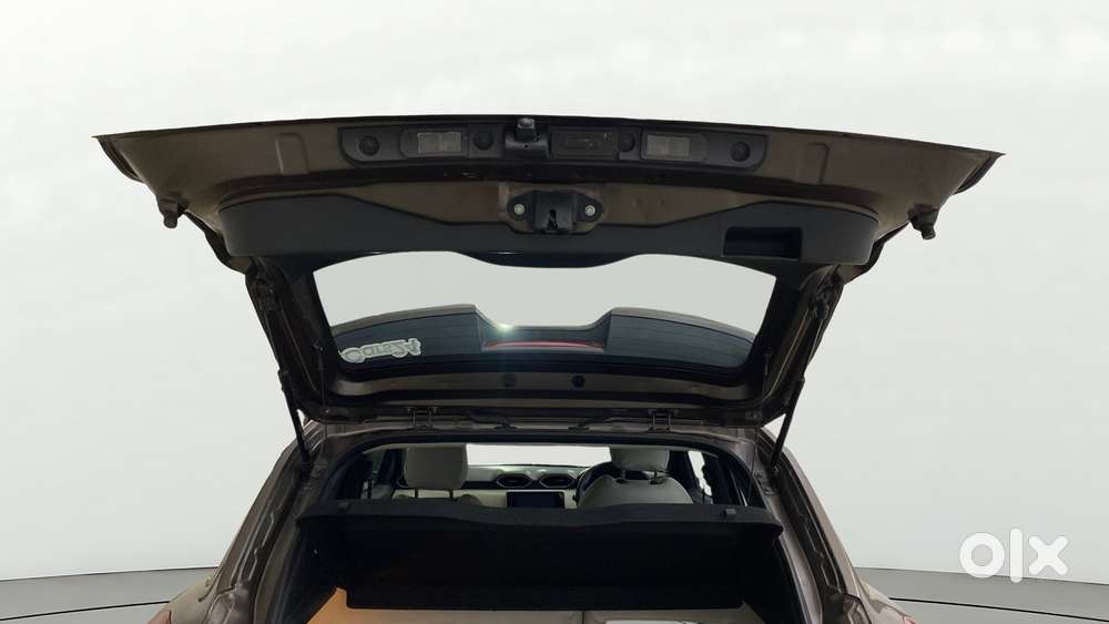 Nissan Magnite 1.0 Xv Turbo Cvt, 2021, Petrol