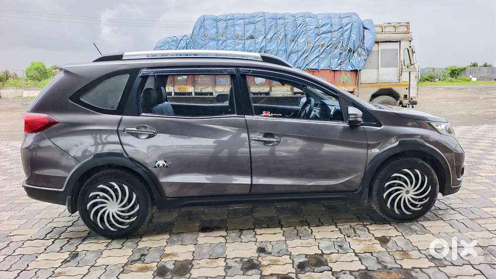 Honda Br-v 2018 Cng & Hybrids Well Maintained