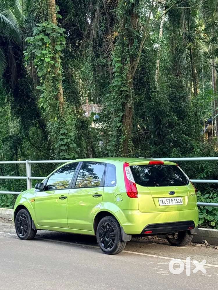 Ford Figo Petrol 2011