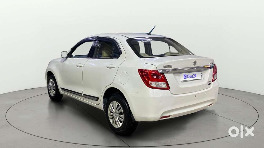 Maruti Suzuki Swift Dzire Amt Vxi, 2018, Petrol