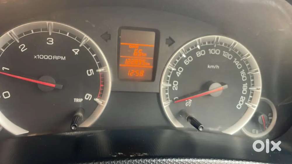Swift Maruti Suzuki 2012