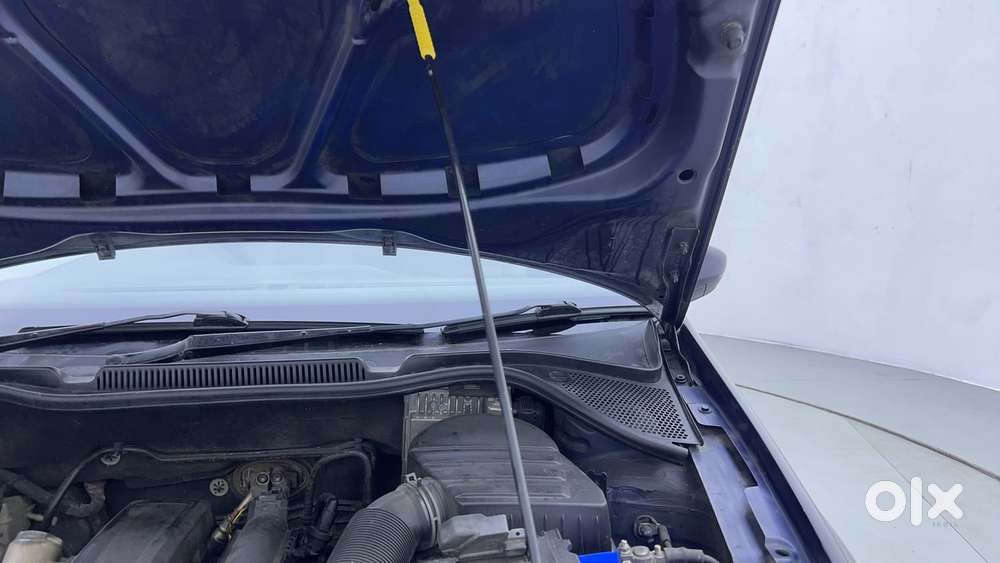 Volkswagen Vento 2010-2013 Petrol Highline, 2015, Petrol